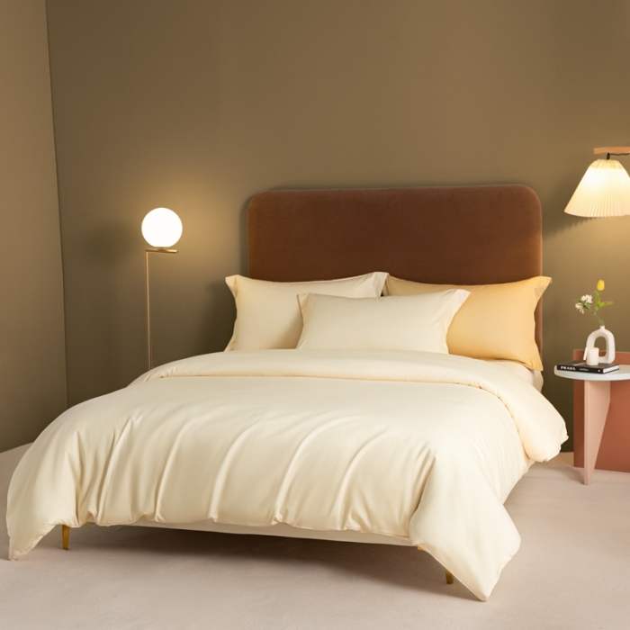 91家纺网 家纺一手货源 找家纺 秀色 50支贡缎新疆长绒棉全棉纯棉酒店轻奢纯色被套床上四件套 奶昔白