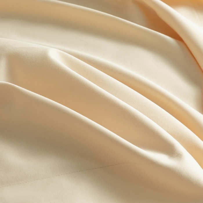 91家纺网 家纺一手货源 找家纺 秀色 50支贡缎新疆长绒棉全棉纯棉酒店轻奢纯色被套床上四件套 奶昔白