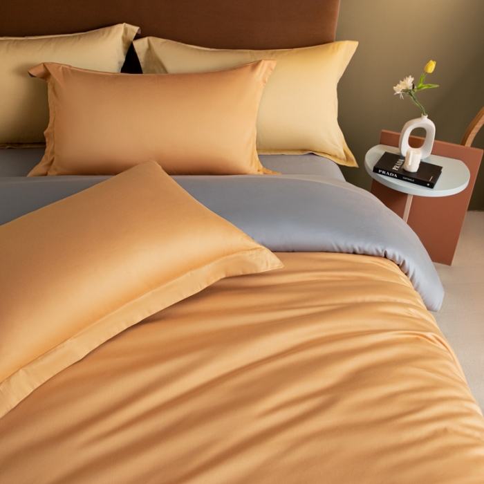 91家纺网 家纺一手货源 找家纺 秀色50支贡缎新疆长绒棉全棉纯棉酒店轻奢纯色被套床上四件套南瓜橘+典雅灰