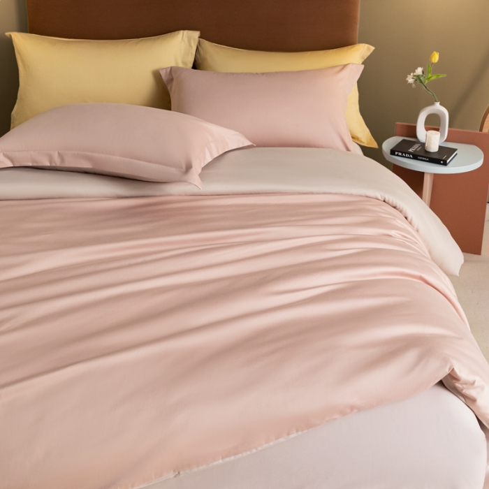 91家纺网 家纺一手货源 找家纺 秀色50支贡缎新疆长绒棉全棉纯棉酒店轻奢纯色被套床上四件套泡芙粉+粉末白