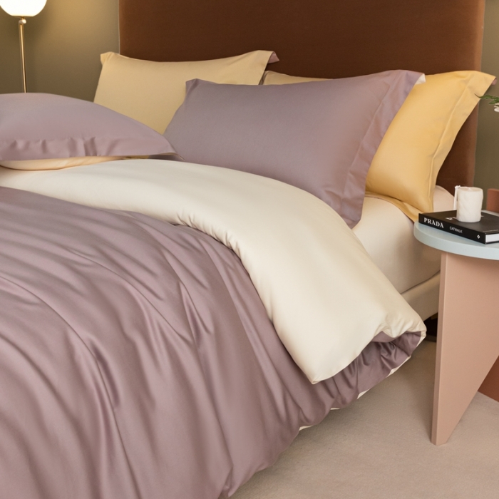 91家纺网 家纺一手货源 找家纺 秀色50支贡缎新疆长绒棉全棉纯棉酒店轻奢纯色被套床上四件套香芋紫+奶昔白
