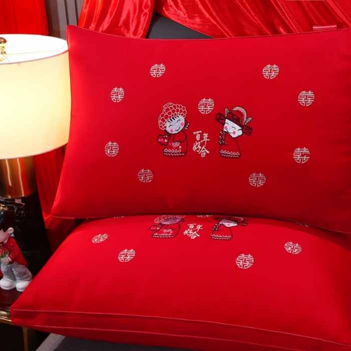 91家纺网 家纺一手货源 找家纺 （总）赛格时代 新款全棉贡缎婚庆羽丝绒枕 婚庆枕芯