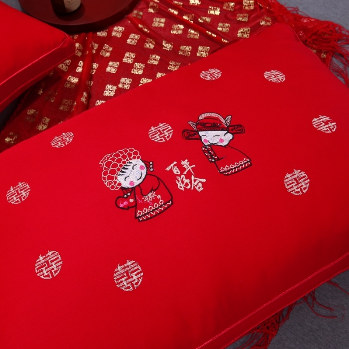 91家纺网 家纺一手货源 找家纺 （总）赛格时代 新款全棉贡缎婚庆羽丝绒枕 婚庆枕芯