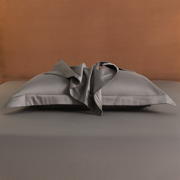 91家纺网 家纺一手货源 找家纺 秀色 50支贡缎新疆长绒棉全棉纯棉酒店轻奢纯色被套床上四件套 帝王灰