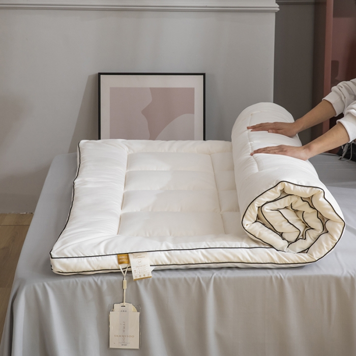 91家纺网 家纺一手货源 找家纺 三味舒屋 2024新款立体双边面包格软床垫床褥—风格一 白色