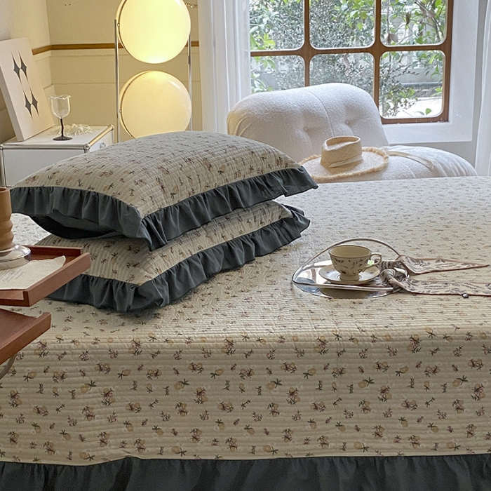 91家纺网 家纺一手货源 找家纺 上喜 热卖双面全棉水洗韩系小碎花床盖 春光里-墨绿