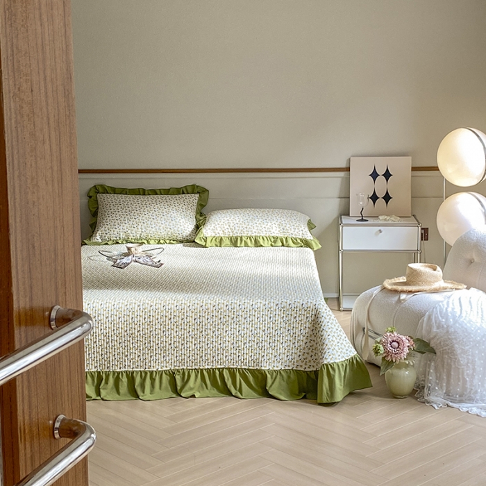 91家纺网 家纺一手货源 找家纺 上喜 热卖双面全棉水洗韩系小碎花床盖 花叶朵朵-草绿