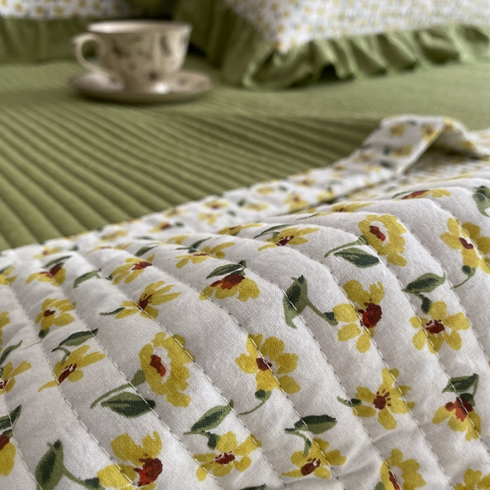 91家纺网 家纺一手货源 找家纺 上喜 热卖双面全棉水洗韩系小碎花床盖 花叶朵朵-草绿