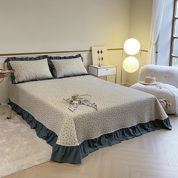 91家纺网 家纺一手货源 找家纺 上喜 热卖双面全棉水洗韩系小碎花床盖 莱茵蓝