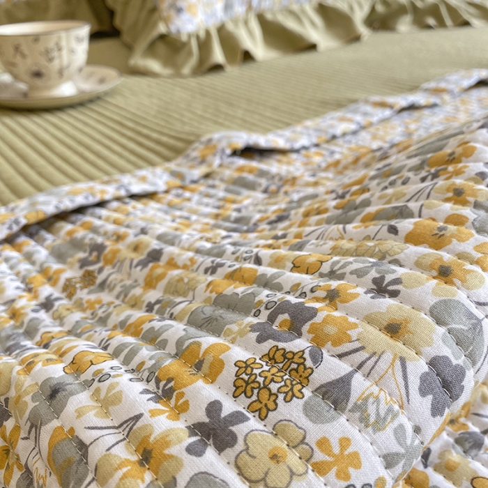 91家纺网 家纺一手货源 找家纺 上喜 热卖双面全棉水洗韩系小碎花床盖 陌上花开-草绿