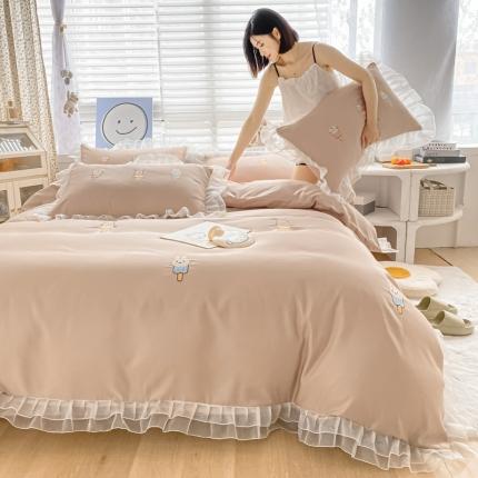 91家纺网 家纺一手货源 找家纺 菲儿家纺  2023新款可爱多系列水洗真丝刺绣四件套 可爱多-咖啡