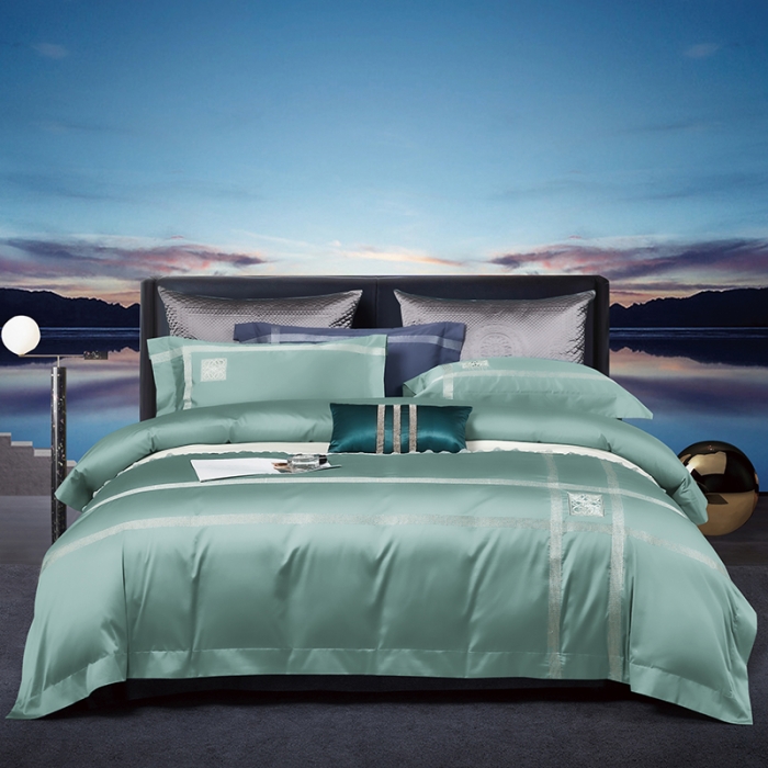 91家纺网 家纺一手货源 找家纺 爱情故事 2025新款居家140支轻奢贡缎长绒棉刺绣四件套 初若-绿