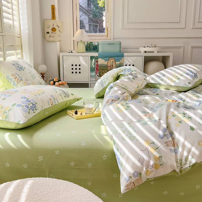 91家纺网 家纺一手货源 找家纺 百寐 2024小清新碎花卡通13372全棉四件套纯棉床单床笠款 丛林兔