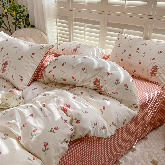 91家纺网 家纺一手货源 找家纺 百寐 2024小清新碎花卡通13372全棉四件套纯棉床单床笠款 后花园