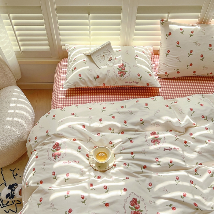 91家纺网 家纺一手货源 找家纺 百寐 2024小清新碎花卡通13372全棉四件套纯棉床单床笠款 后花园