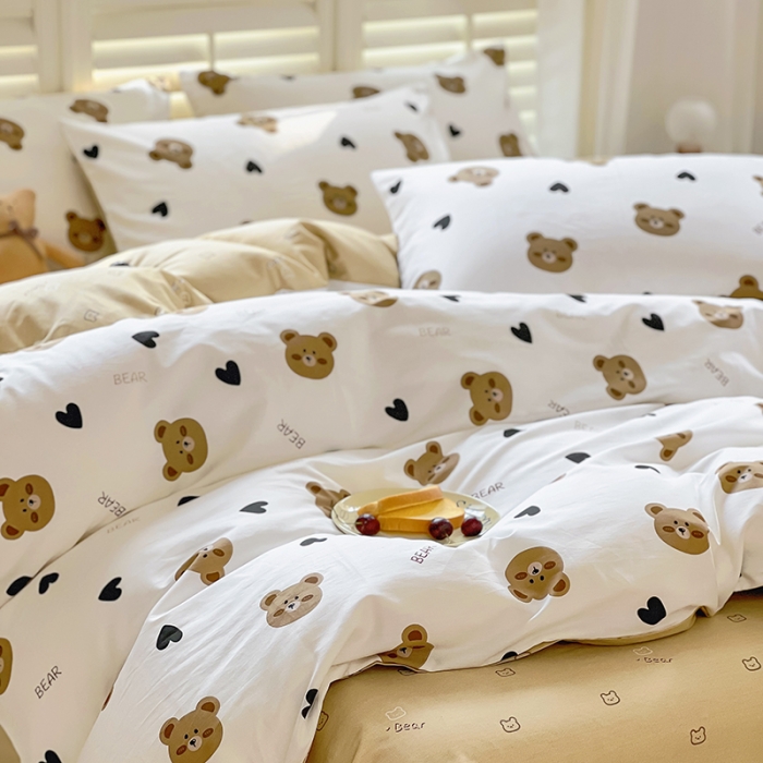 91家纺网 家纺一手货源 找家纺 百寐 2024小清新碎花卡通13372全棉四件套纯棉床单床笠款 心心熊