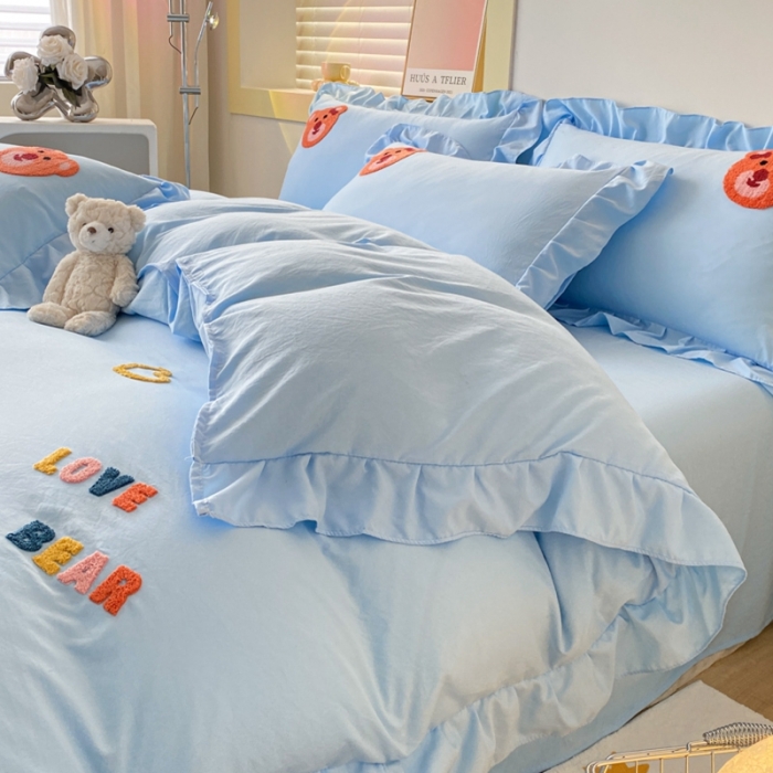 91家纺网 家纺一手货源 找家纺 AB家纺 2023新款韩版水洗棉毛巾绣四件套-爱心熊 爱心熊-天空蓝