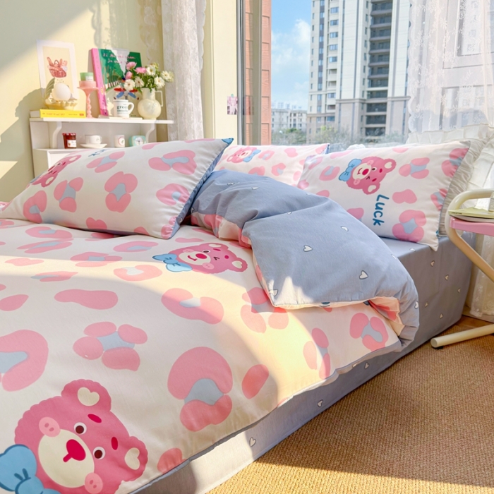 91家纺网 家纺一手货源 找家纺 沐辰 2023新款13372全棉印花四件套-萌趣系列 豹纹小熊粉