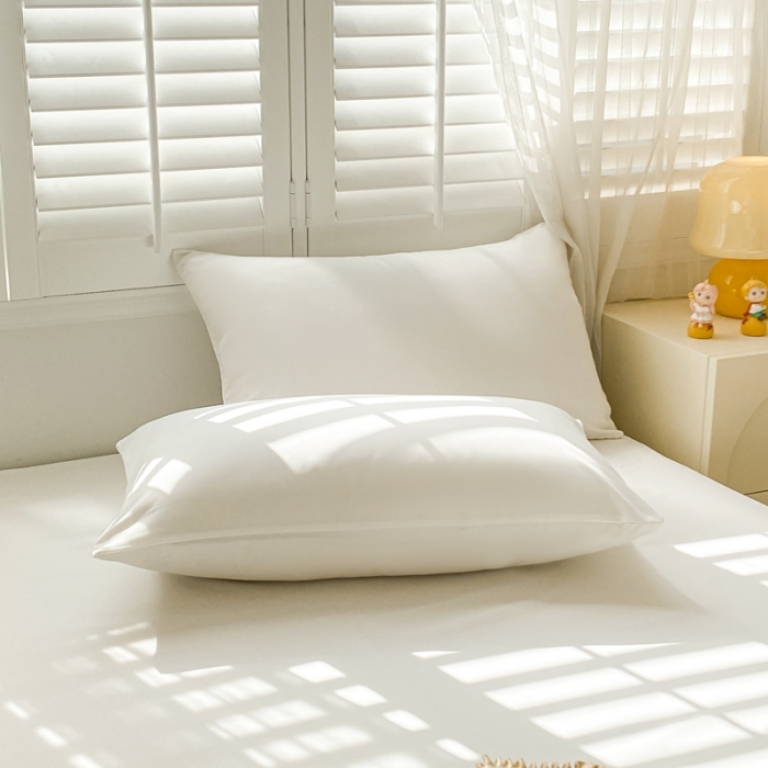 91家纺网 家纺一手货源 找家纺 极梦 2025新款纯色水洗棉磨毛单床裙三件套床垫保护套 米白