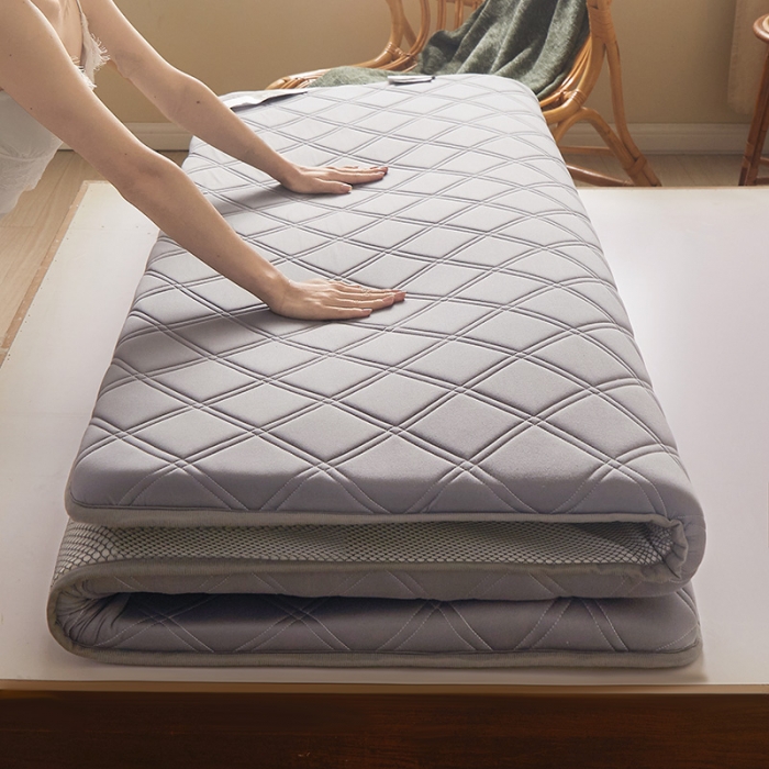 91家纺网 家纺一手货源 找家纺 (总) 丽诺床垫 2023新款乳胶三明治床垫4.5cm