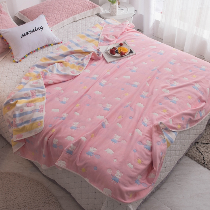 91家纺网 家纺一手货源 找家纺 朴尔 2023新款全尺寸经典六层纱布全棉毛巾被系列 小猪琪琪-粉