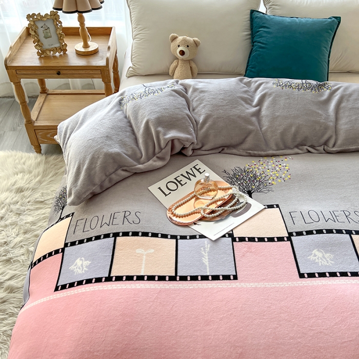 91家纺网 家纺一手货源 找家纺 爱上家居 2023新款牛奶绒保暖单被套 粉红日记