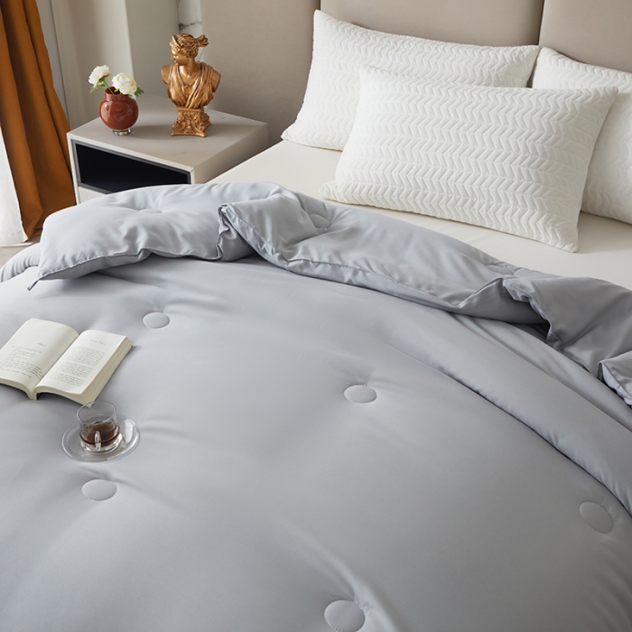 91家纺网 家纺一手货源 找家纺 爱宝被业 2025新款亲肤棉被被子被芯系列 灰色