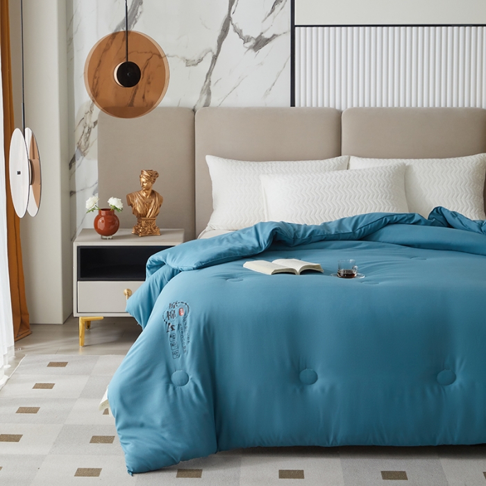 91家纺网 家纺一手货源 找家纺 爱宝被业 2025新款亲肤棉被被子被芯系列 蓝色