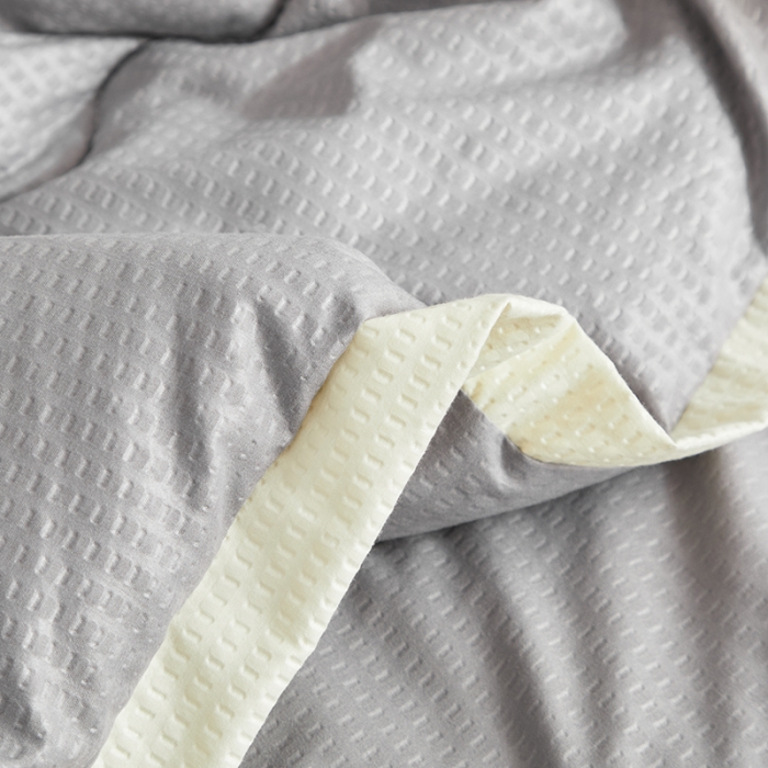 91家纺网 家纺一手货源 找家纺 爱宝被业 2025新款原棉泡泡纱被被子被芯系列 灰
