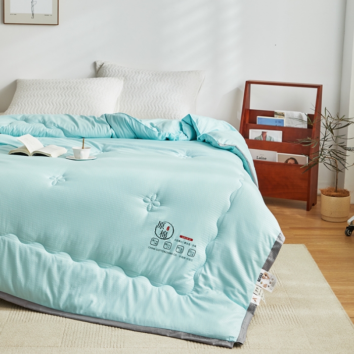 91家纺网 家纺一手货源 找家纺 爱宝被业 2025新款原棉泡泡纱被被子被芯系列 水绿