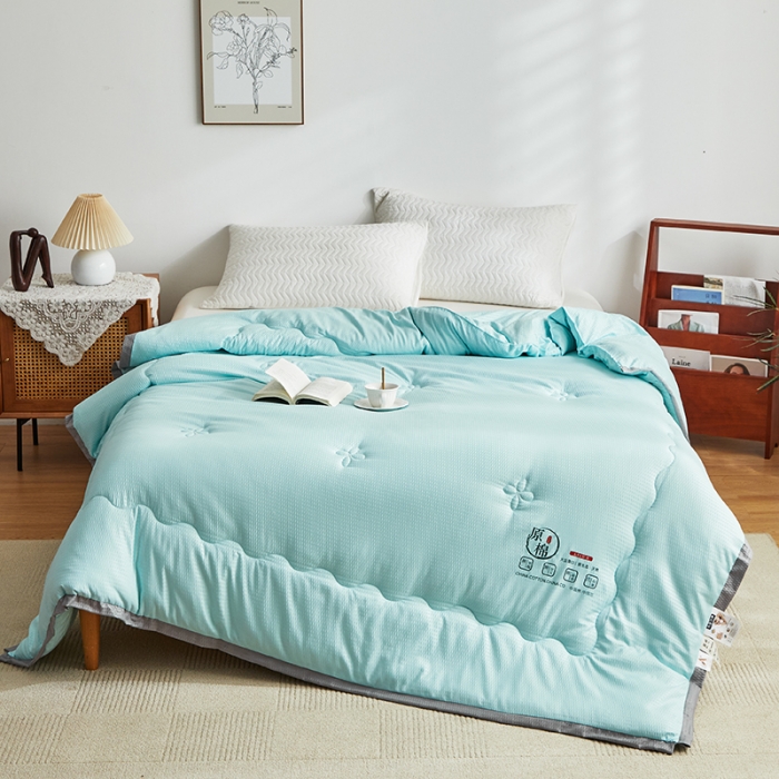 91家纺网 家纺一手货源 找家纺 爱宝被业 2025新款原棉泡泡纱被被子被芯系列 水绿