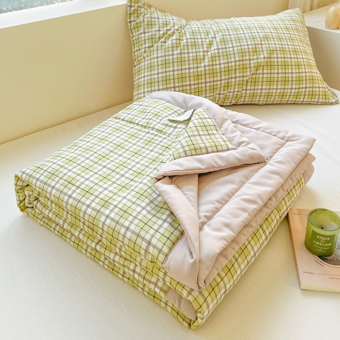 91家纺网 家纺一手货源 找家纺 慕尚 2025新款无印风夏被 青柠绿