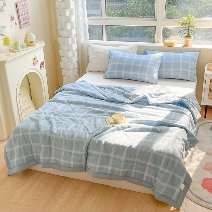 91家纺网 家纺一手货源 找家纺 慕尚 2025新款无印风夏被 棋盘格蓝