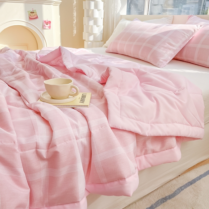 91家纺网 家纺一手货源 找家纺 慕尚 2025新款无印风夏被 蜜粉格