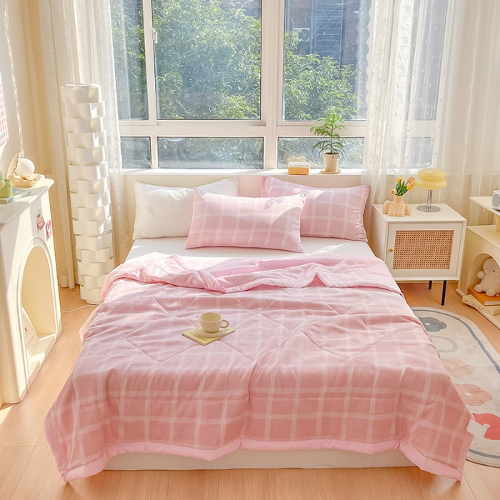 91家纺网 家纺一手货源 找家纺 慕尚 2025新款无印风夏被 蜜粉格