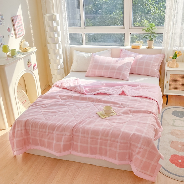 91家纺网 家纺一手货源 找家纺 慕尚 2025新款无印风夏被 蜜粉格