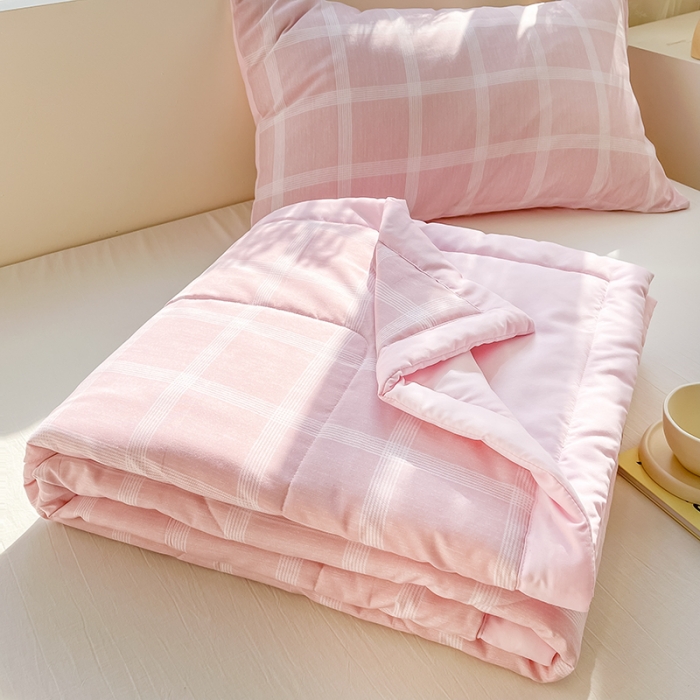 91家纺网 家纺一手货源 找家纺 慕尚 2025新款无印风夏被 蜜粉格