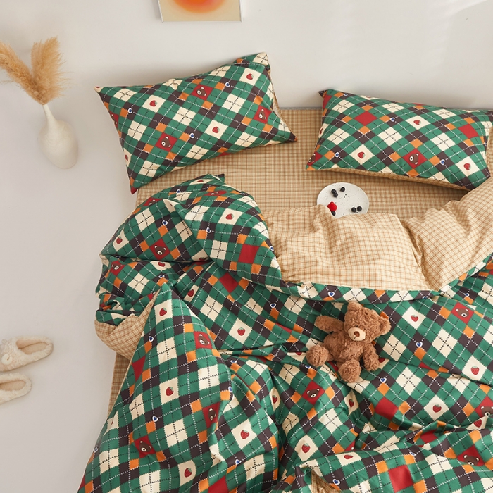 91家纺网 家纺一手货源 找家纺 绫韵家纺 2023新款全棉13772ins小清新印花纯棉四件套 菱格熊