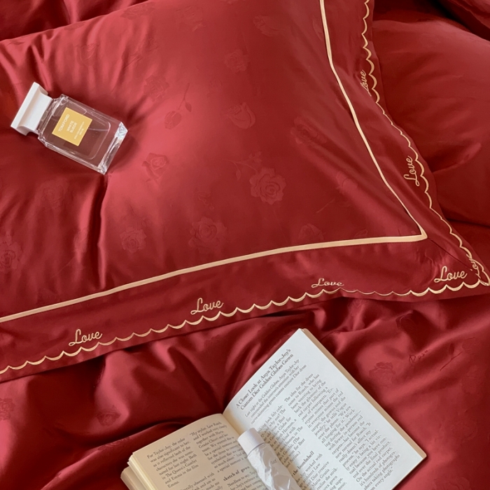 91家纺网 家纺一手货源 找家纺 优然居 2023新款100支长绒棉贡缎提花刺绣系列 西西里红