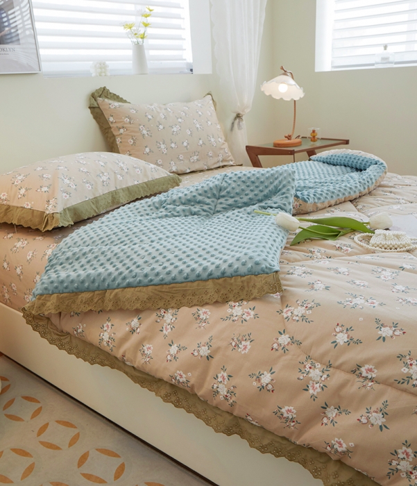 91家纺网 家纺一手货源 找家纺 一米阳光 2023新款纯棉蕾丝豆豆被被子被芯 东篱