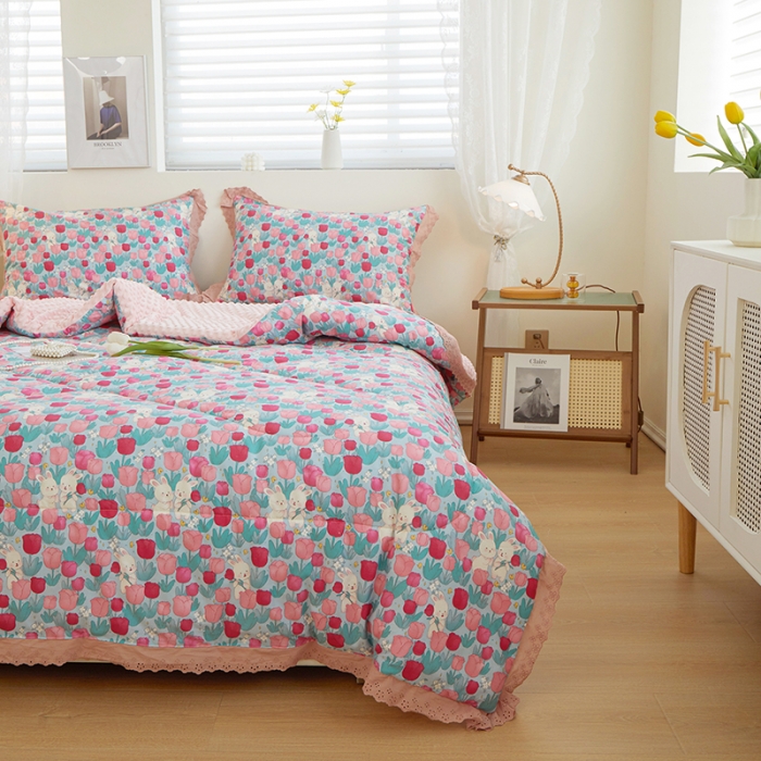 91家纺网 家纺一手货源 找家纺 一米阳光 2023新款纯棉蕾丝豆豆被被子被芯 乖乖兔