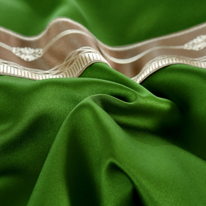 91家纺网 家纺一手货源 找家纺 莉人坊 2023新款贵妃缎织带 香水伊人 贵妃缎果绿 香水伊人床罩