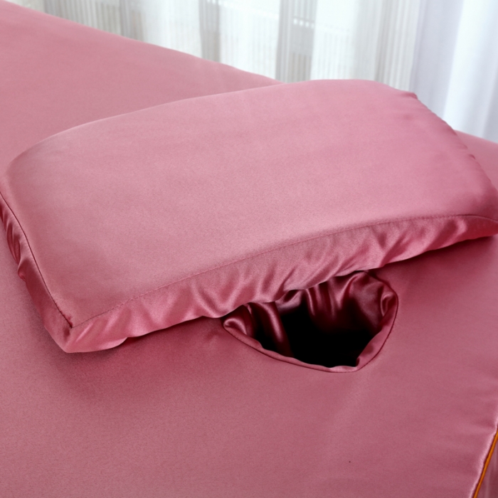 91家纺网 家纺一手货源 找家纺 莉人坊 2023新款贵妃缎织带 香水伊人 贵妃缎红色 香水伊人床罩