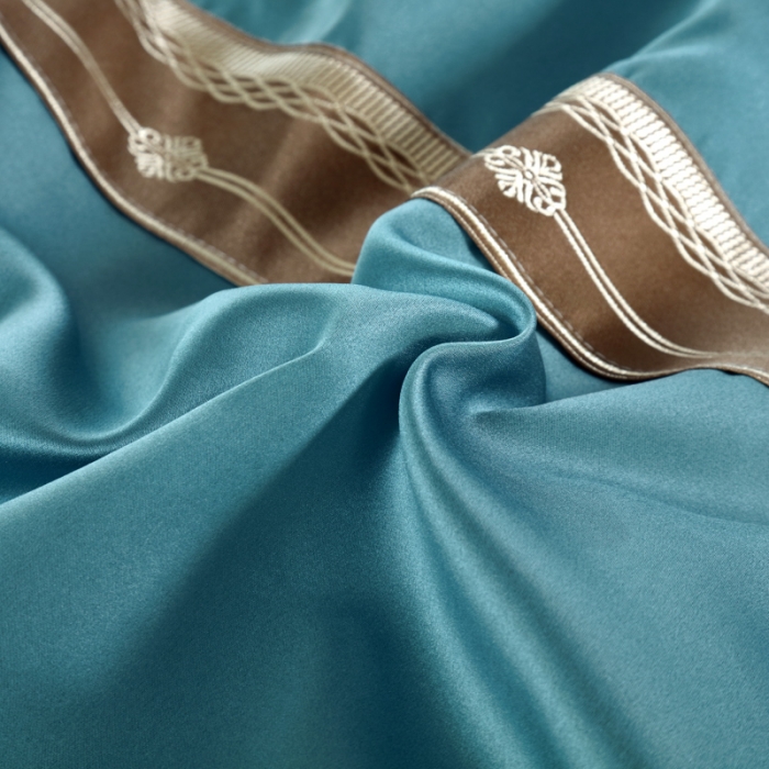 91家纺网 家纺一手货源 找家纺 莉人坊 2023新款贵妃缎织带 香水伊人 贵妃缎浅蓝 香水伊人床罩