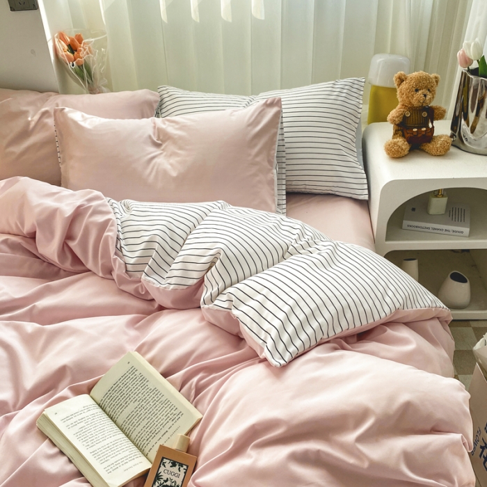 91家纺网 家纺一手货源 找家纺 雨帆家纺 2023新款条纹ins风四件套 粉条纹