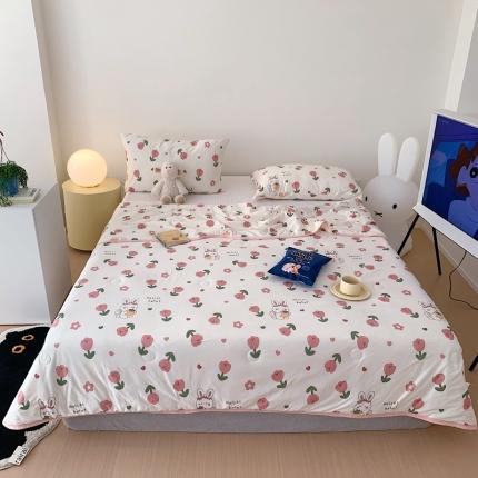 91家纺网 家纺一手货源 找家纺 星期八 2023新款卡通针织棉大豆夏被 玫瑰兔