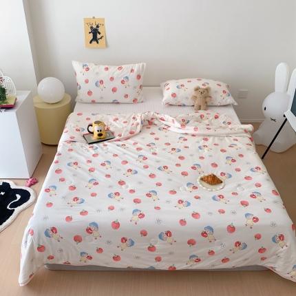 91家纺网 家纺一手货源 找家纺 星期八 2023新款卡通针织棉大豆夏被 苹果女孩