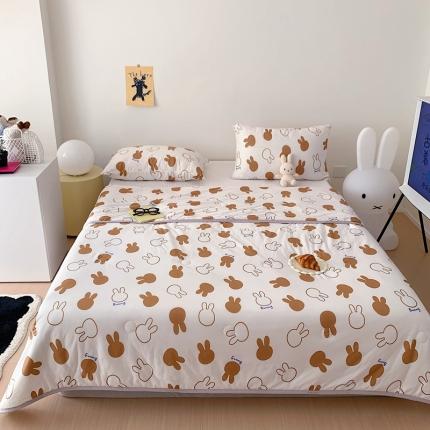 91家纺网 家纺一手货源 找家纺 星期八 2023新款卡通针织棉大豆夏被 小兔子