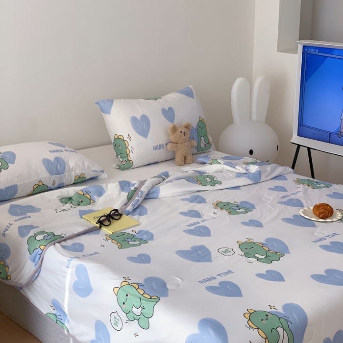 91家纺网 家纺一手货源 找家纺 （总）星期八 2023新款卡通针织棉大豆夏被