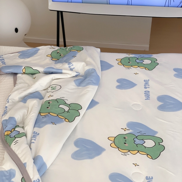 91家纺网 家纺一手货源 找家纺 （总）星期八 2023新款卡通针织棉大豆夏被